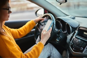מהו הגורם המרכזי לתאונות דרכים וכיצד ניתן להימנע ממנו? הגורם העיקרי לתאונות דרכים